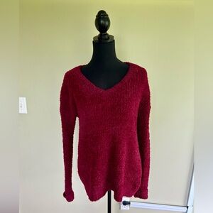Taylor & Sage oversized maroon fuzzy sweater. Size small.
